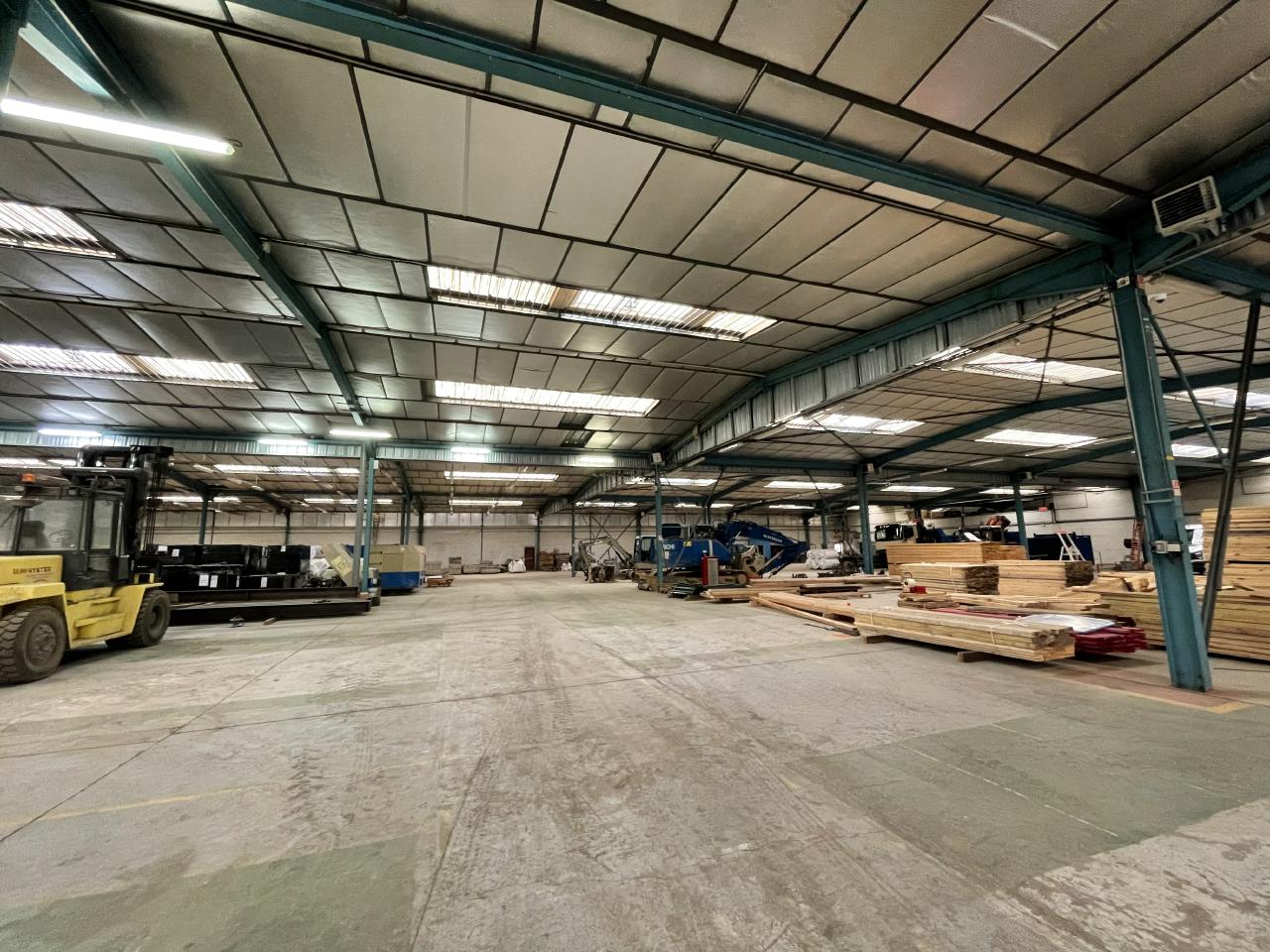 Entrepôt classe c Coignières 5027m² Location entrepôt classe c Coignières Yvelines OLLOG2201768 5